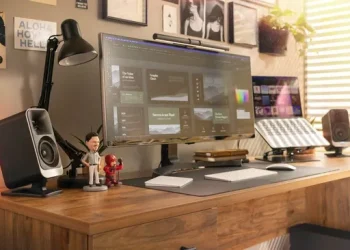Klipsch ProMedia Lumina skrivebordshøjttalere med LED-lys og subwoofer