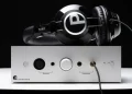 Pro-Ject Head Box S3 B hovedtelefonforstærker på hvid baggrund