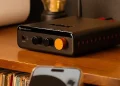 Fosi Audio BT20A MAX kompakt 2.1‑forstærker med Bluetooth og subwooferudgang