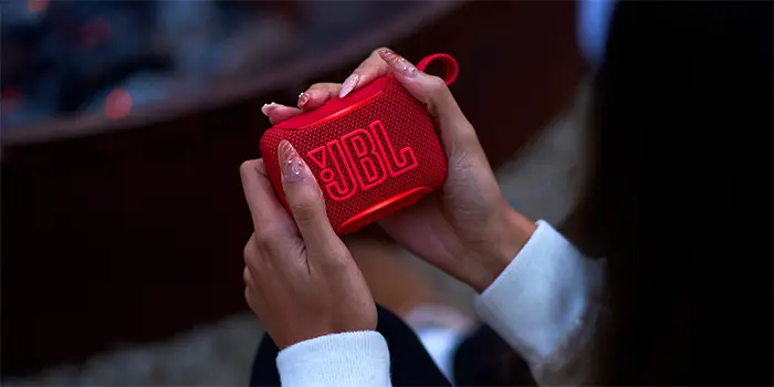 Rød JBL Go 5 bluetooth højtaler