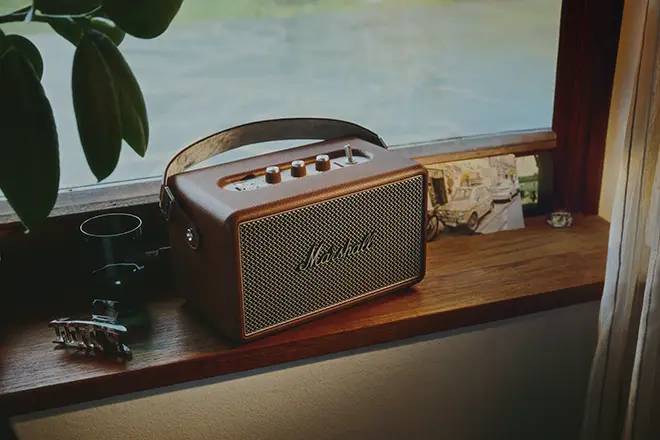 Marshall Kilburn III i Brown