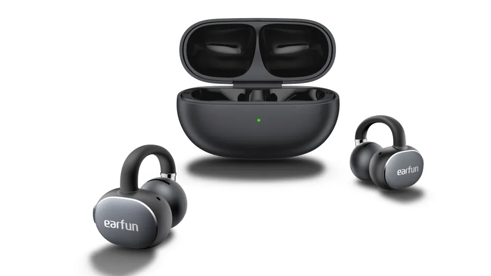 EarFun Clip 2 åbne trådløse earbuds i sort design