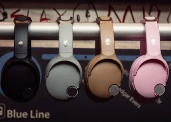 Skullcandy Crusher 1080 ANC over-ear-hovedtelefoner med Sound by Bose og justerbar Crusher Bass.